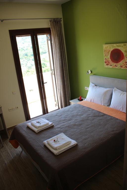 Villa Saint George Maroulas Bagian luar foto