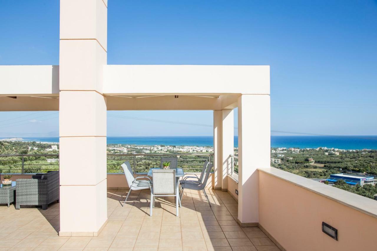 Villa Saint George Maroulas Bagian luar foto