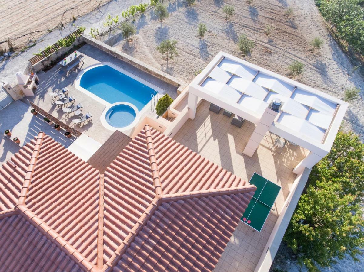 Villa Saint George Maroulas Bagian luar foto